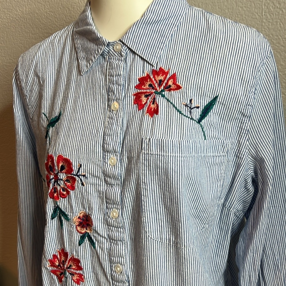 New York & Company Blue Striped Button-Down Shirt with Floral Embroidery - Picture 2 of 6